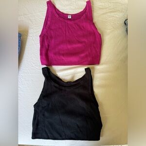 Uniqlo top in XS